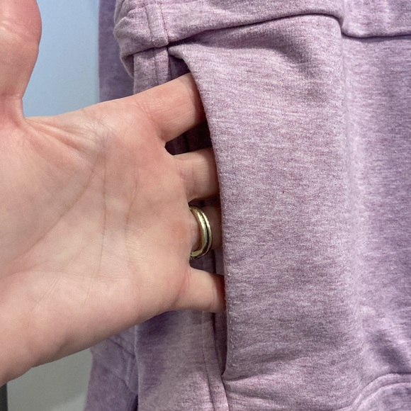 Lululemon Sweatshirt - Picture 3 of 6